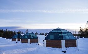 Arctic Snowhotel & Glass Igloos